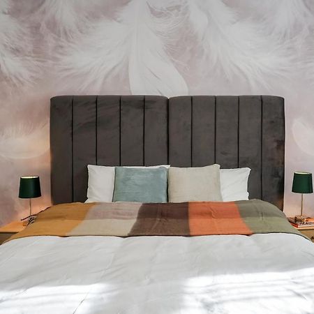 The Chic Retreat Apartment Bucureşti Ngoại thất bức ảnh