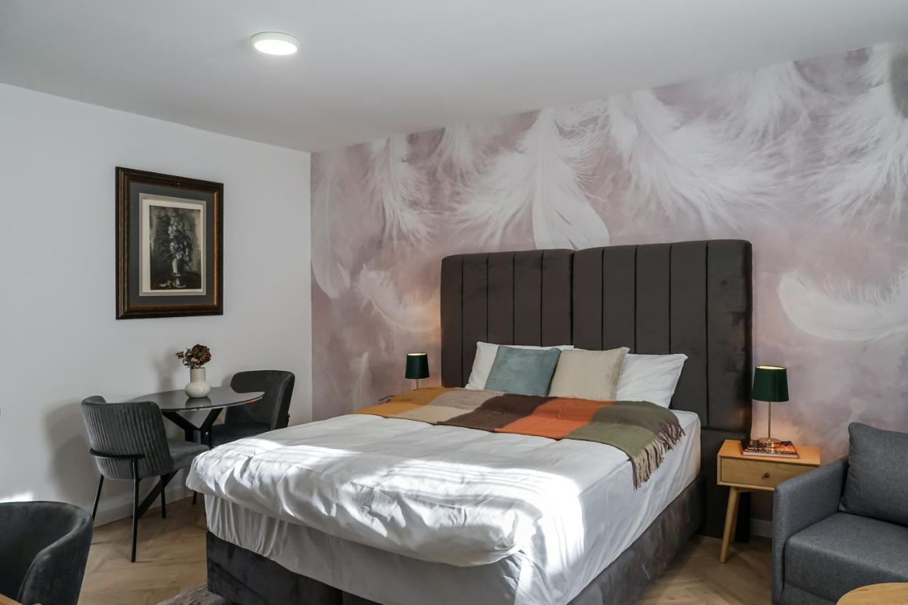 The Chic Retreat Apartment Bucureşti Ngoại thất bức ảnh